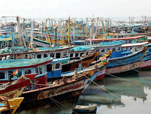 Eight fishermen from Tamil Nadu arrested by Sri Lankan navy
